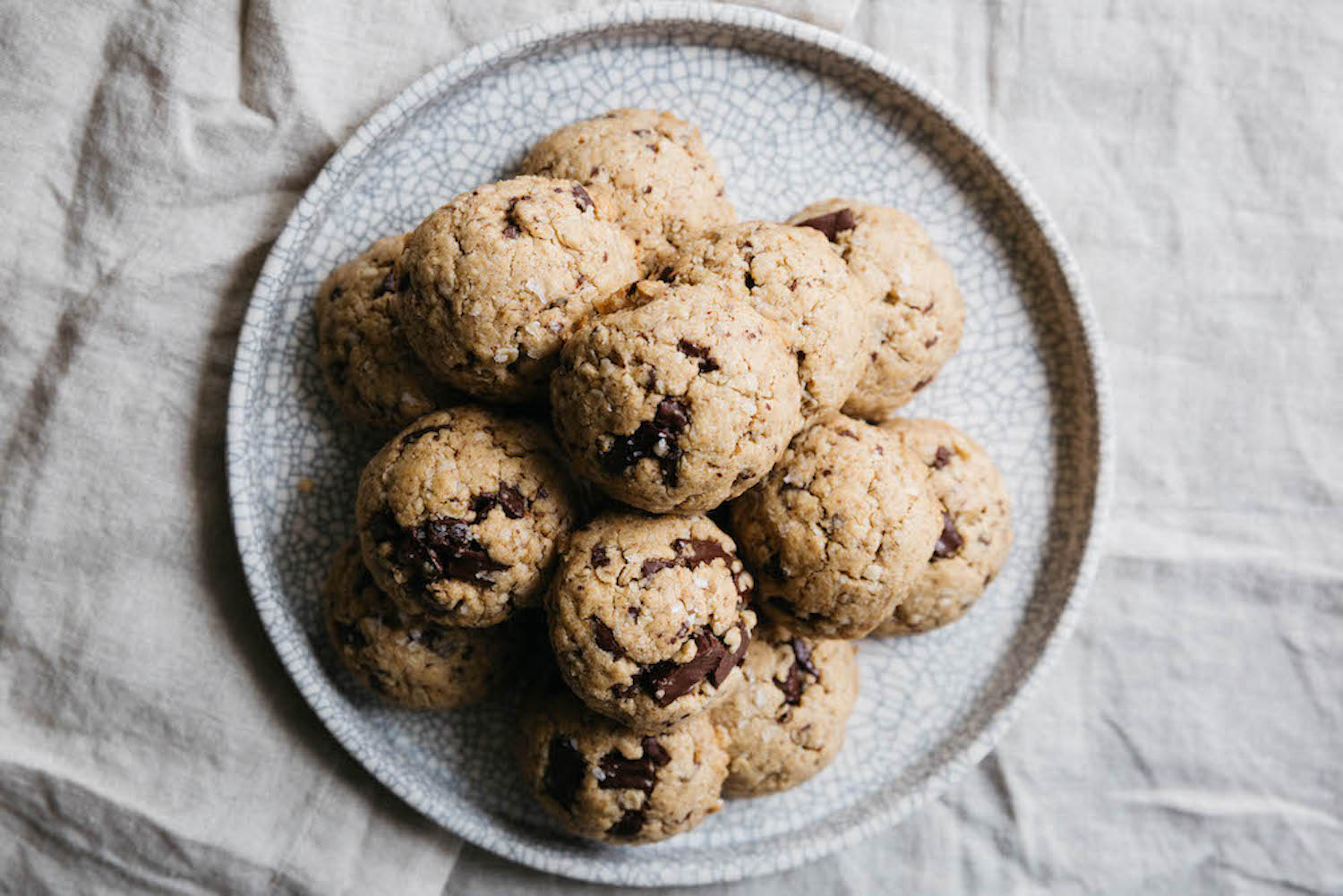 Tahini Oatmeal Chocolate Chip Cookies  (vegan & gluten free)